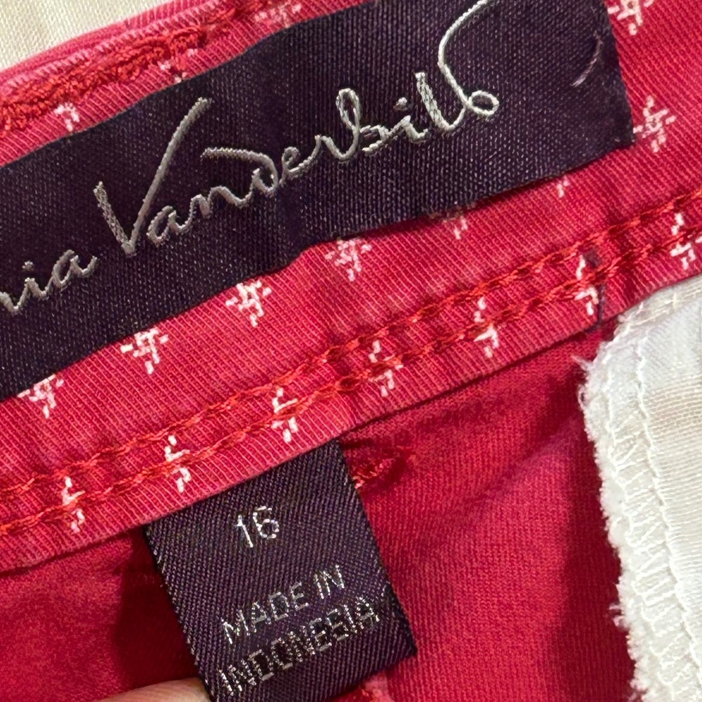 Gloria Vanderbilt Gabrielle Shorts Pink White Starburst Print Cotton Stretch 16 - Picture 9 of 12